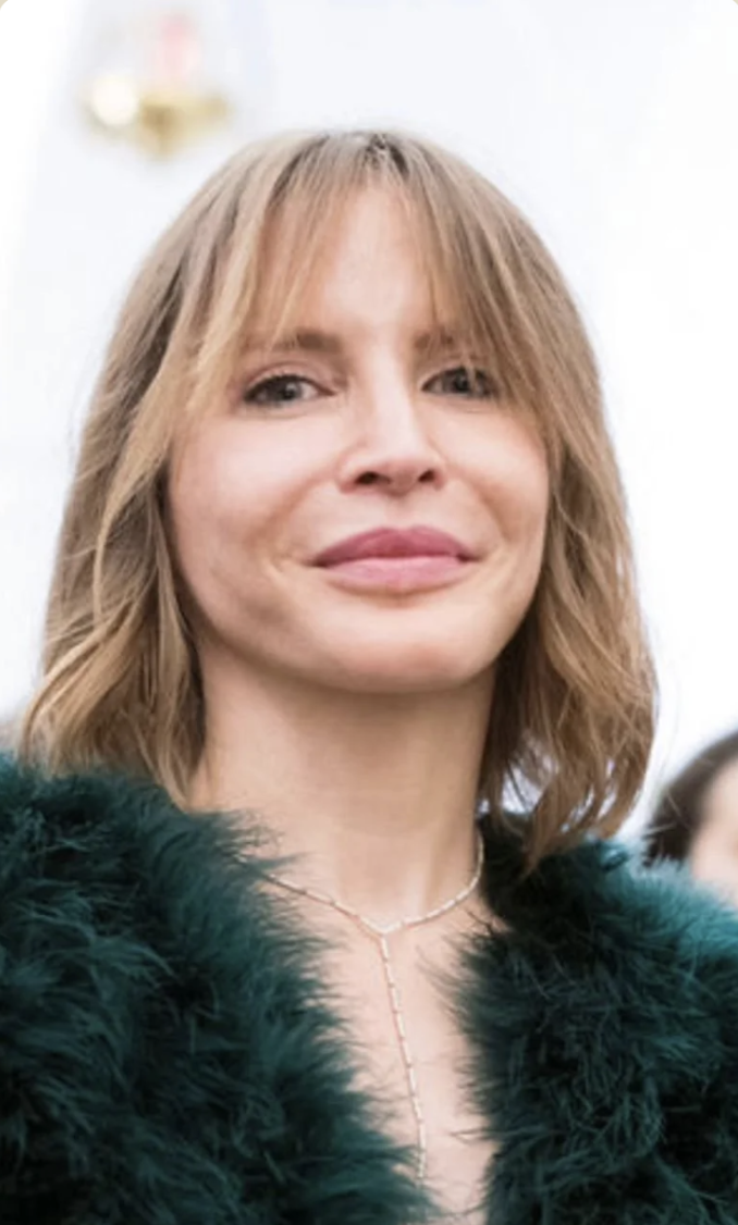 Lea, author of Love After Love